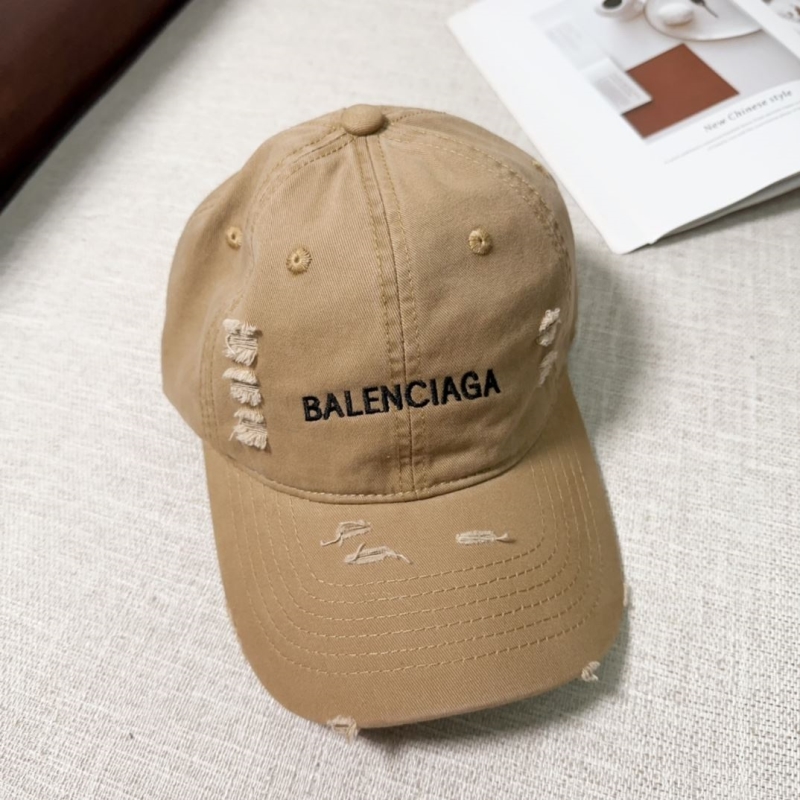 BALENCIAGA